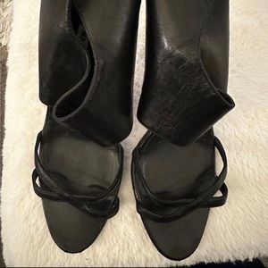 manolo blahnik glove back sling size 8.5